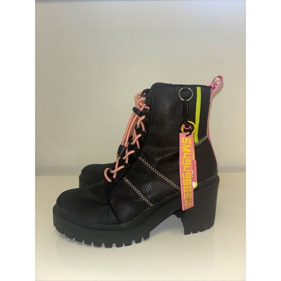Steve Madden Women’s‎ Sz 8 Betamax Black Neon Hiking combat Boot 90s Y2K Grunge - Picture 4 of 7